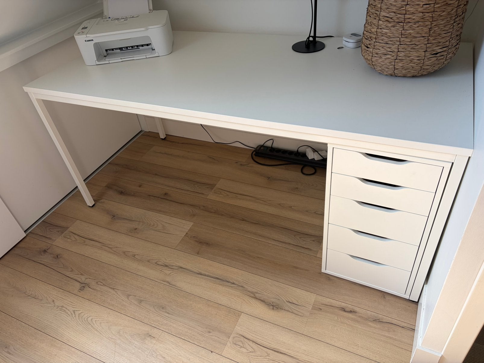 Bureau met losse lades, Ophalen, Zo goed als nieuw, Overige merken, Wit