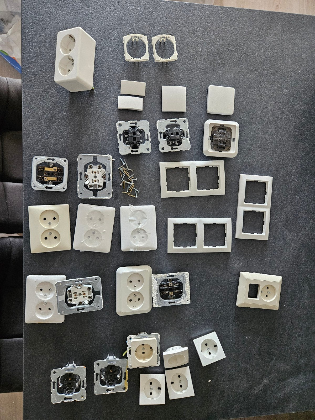 Diverse Berker schakelmateriaal en stopcontacten, gebruikt, Ophalen of Verzenden, Gebruikt, Berker, Afdekraam