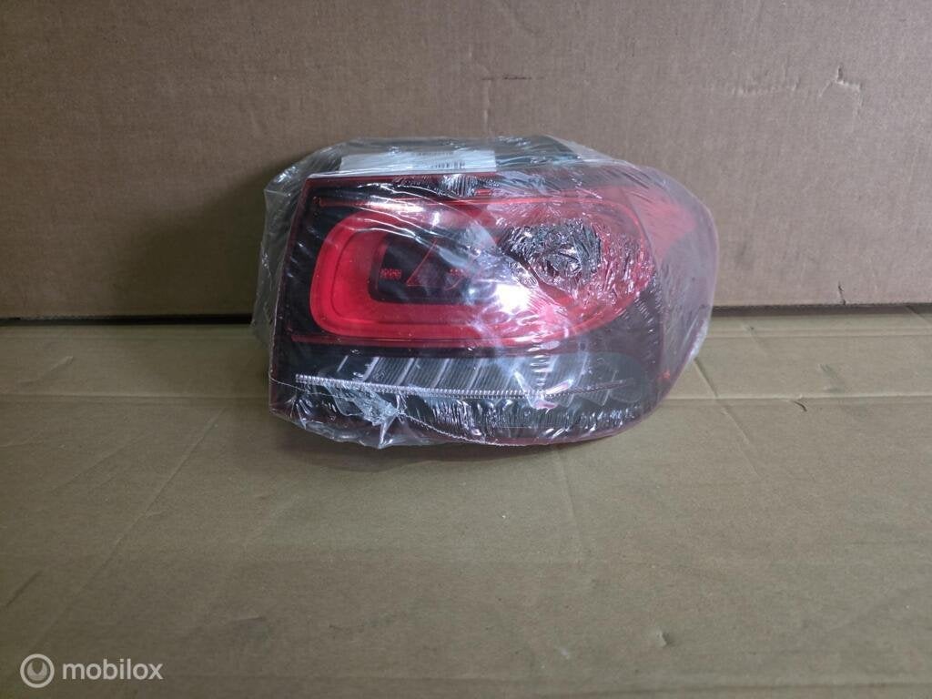 Achterlicht rechts LED Mercedes GLA H247 ('20->), Gebruikt, Mercedes-Benz, Ophalen of Verzenden