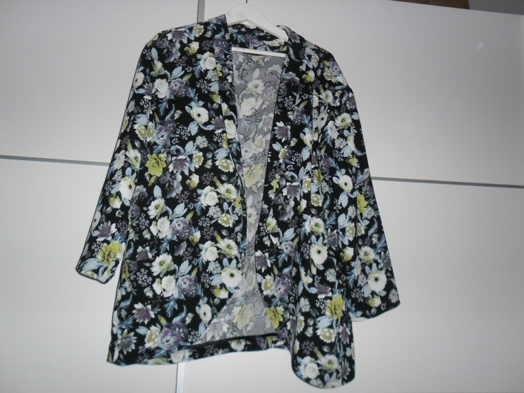 H&M Blazer Met Bloemen Print Maat 46 (NIEUW), Kleding | Dames, H&M, Overige kleuren, Maat 46/48 (XL) of groter, Nieuw