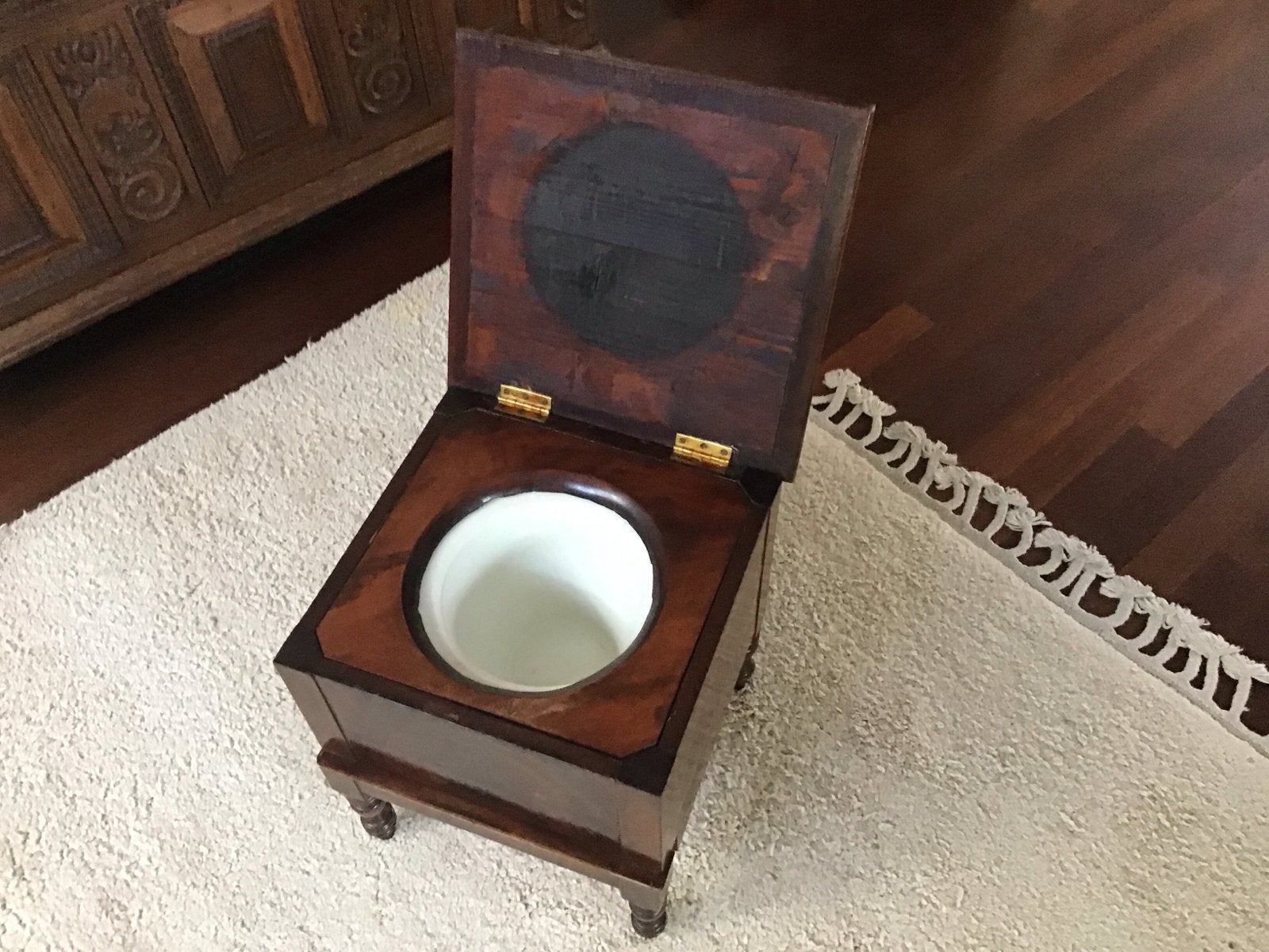 Antieke houten commode met pot, Ophalen of Verzenden