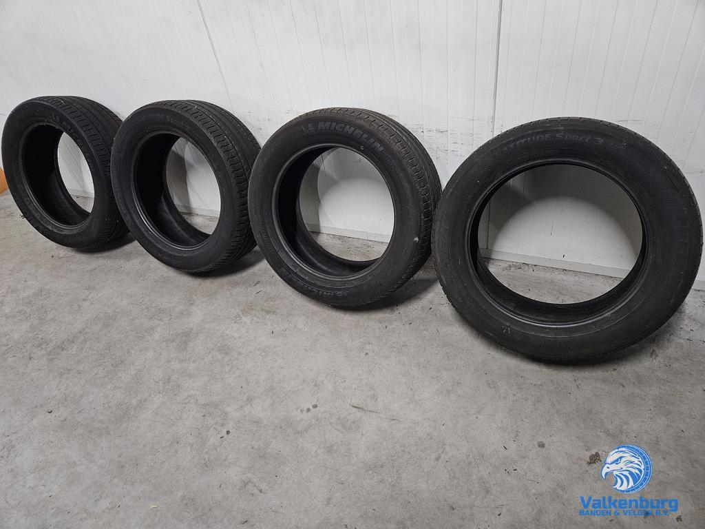6-7mm! Zomerbanden Mercedes GLS GLE G Klasse 275/50R20 Miche