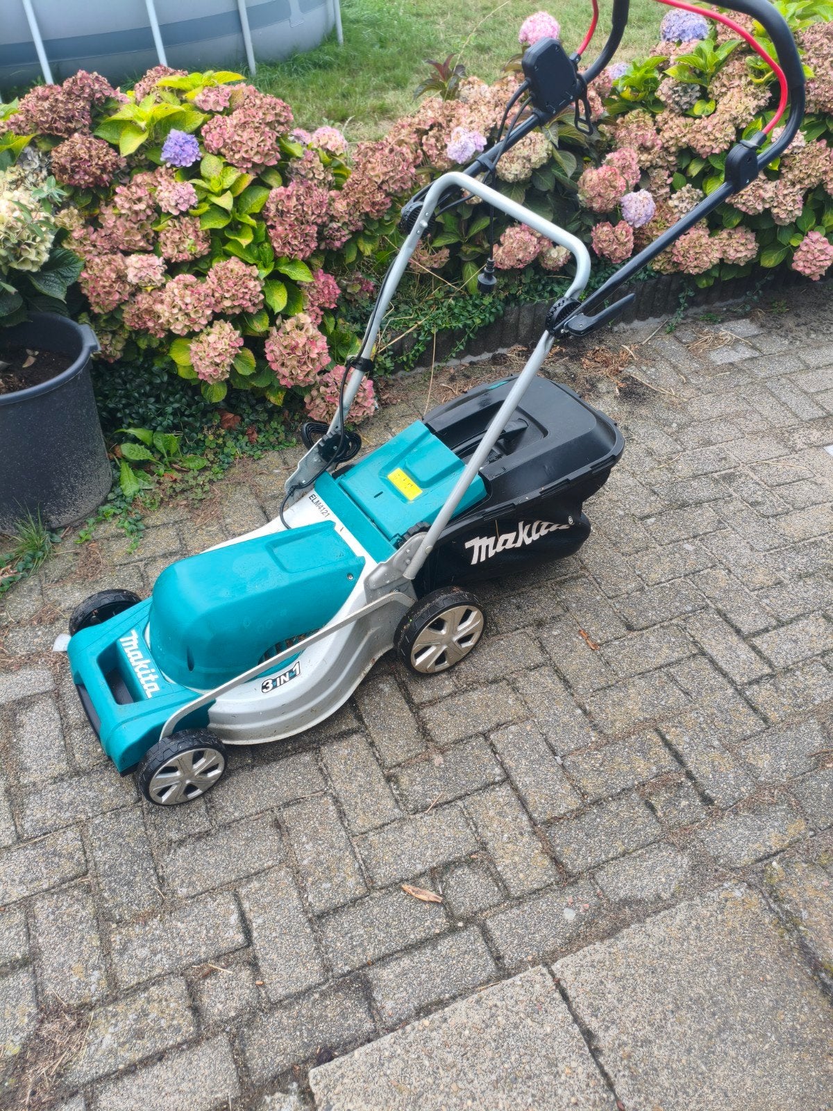 makita elektrische grasmaaier, Ophalen, Cirkelmaaier, Elektrische grasmaaier, Zo goed als nieuw