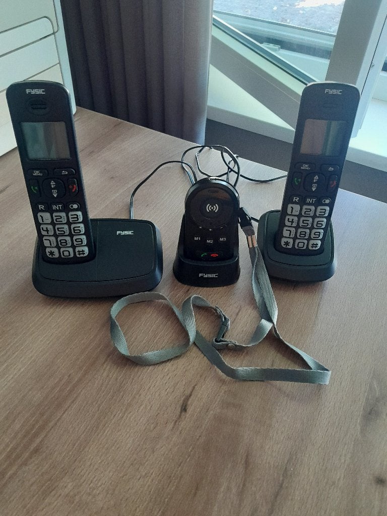Fysic Senioren Telefoonset (2 Telefoons plus Alarmknop), Ophalen of Verzenden, Zo goed als nieuw, 2 handsets
