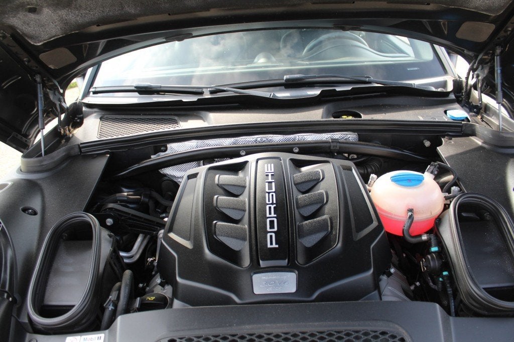 Foto 65 van Porsche MACAN 3.0 GTS Sport Chrono /Leer/ Sportuitlaat/ Trek