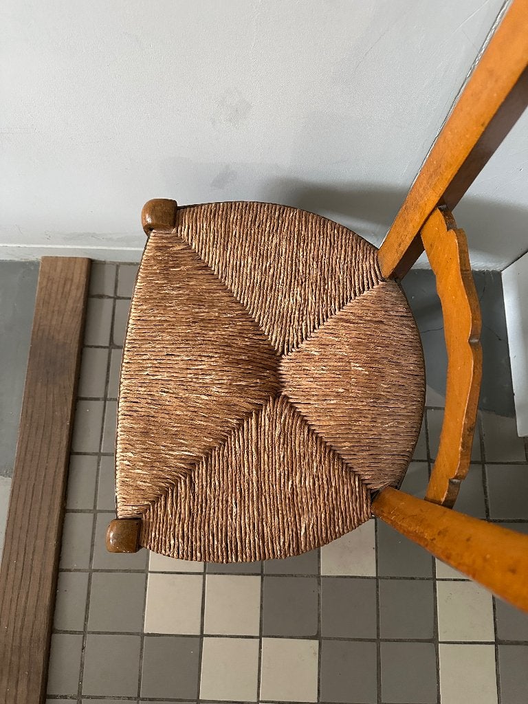 Antieke houten bidstoel met biezen zitting, vintage stoel, Huis en Inrichting, Stoelen, Ophalen, Gebruikt, -, Hout