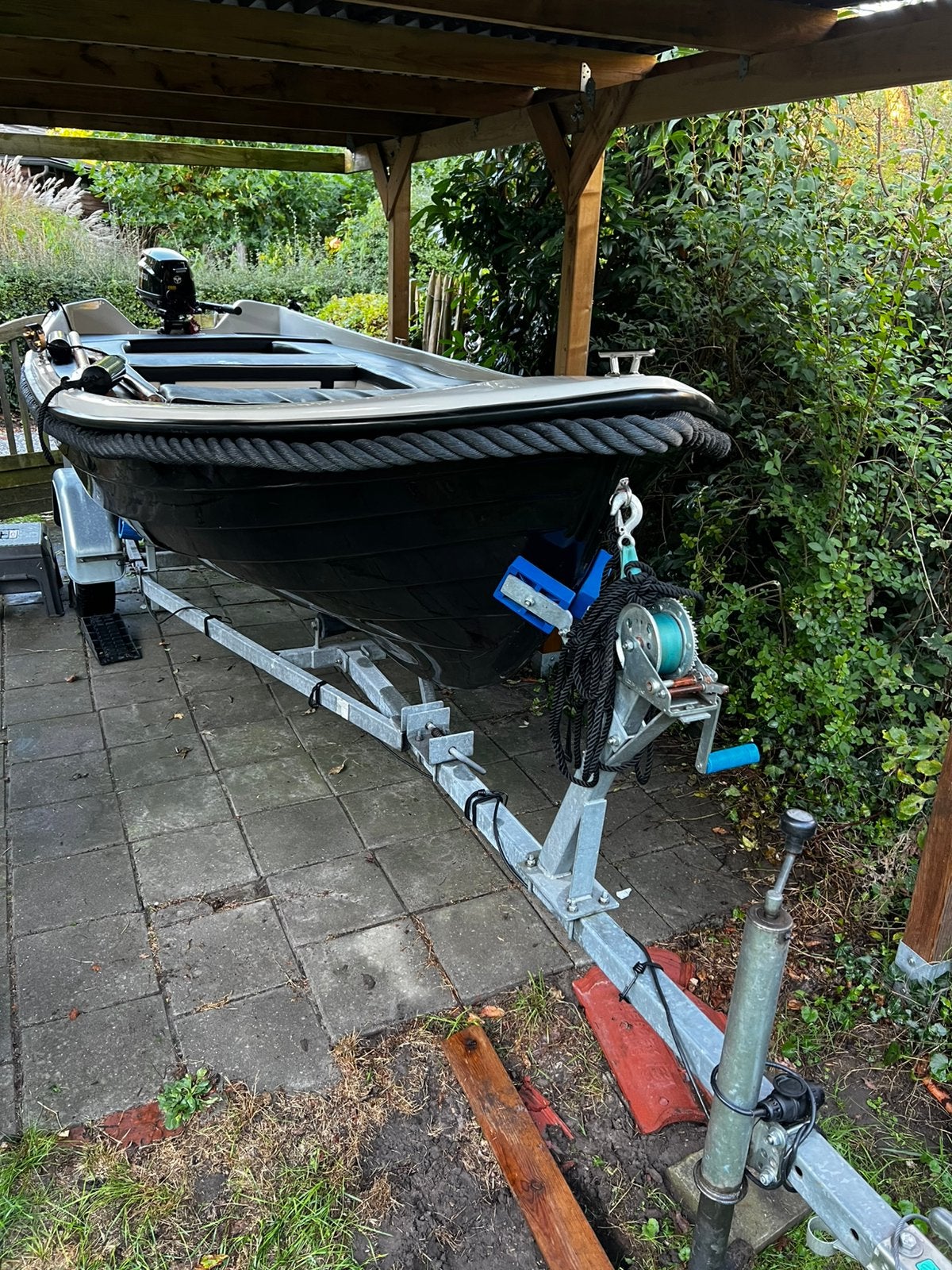Dubbel wandig sloepje  tohatsu 4 takt en kniktrailer, Watersport en Boten, Ophalen