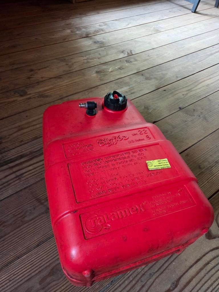 Big Joe Buitenboordmotor Brandstoftank 25 Liter, Watersport en Boten, Ophalen, Gebruikt, Motor en Techniek