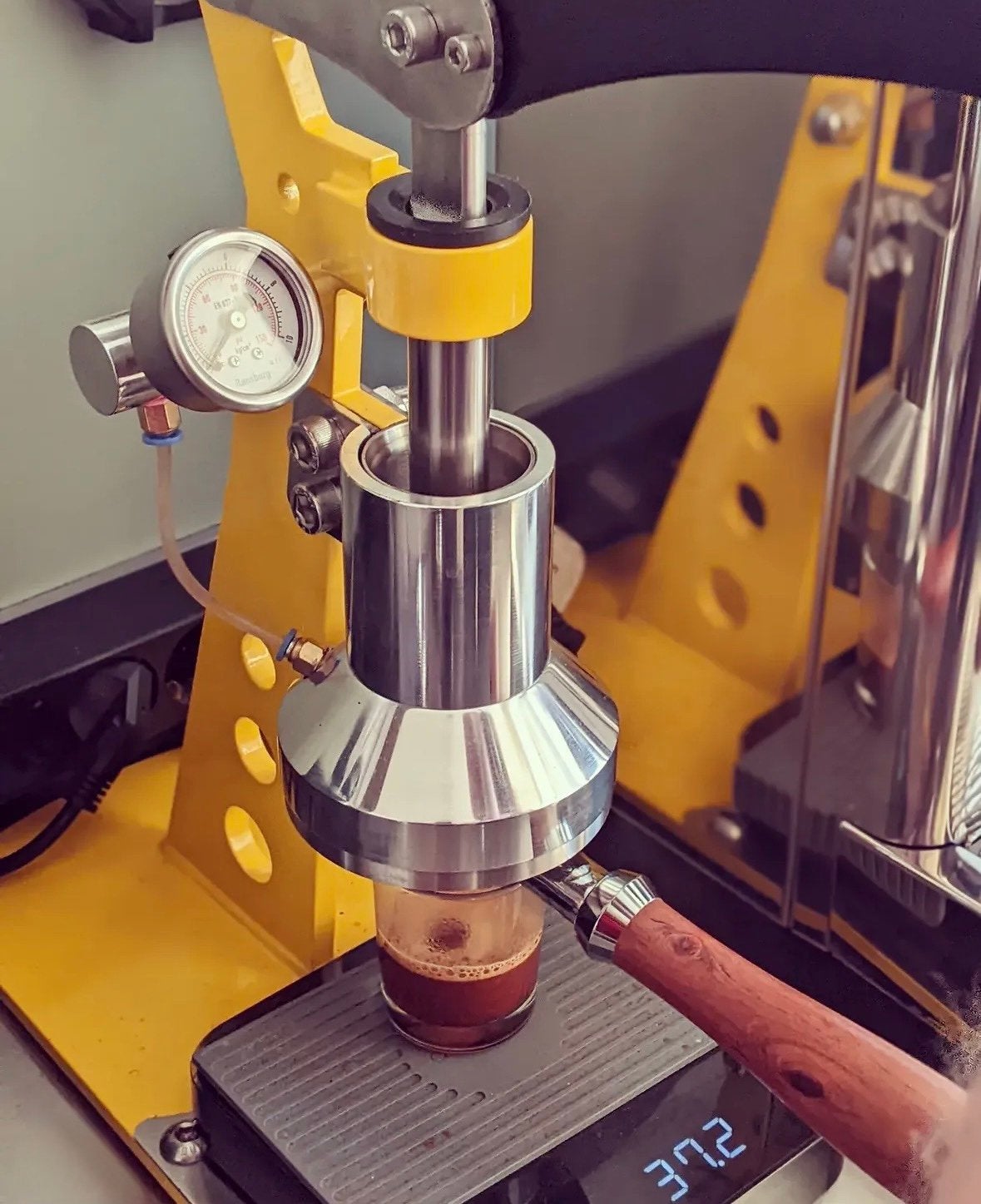 LovPresso espresso hevelmachine, Ophalen, Espresso apparaat, Gemalen koffie, Zo goed als nieuw