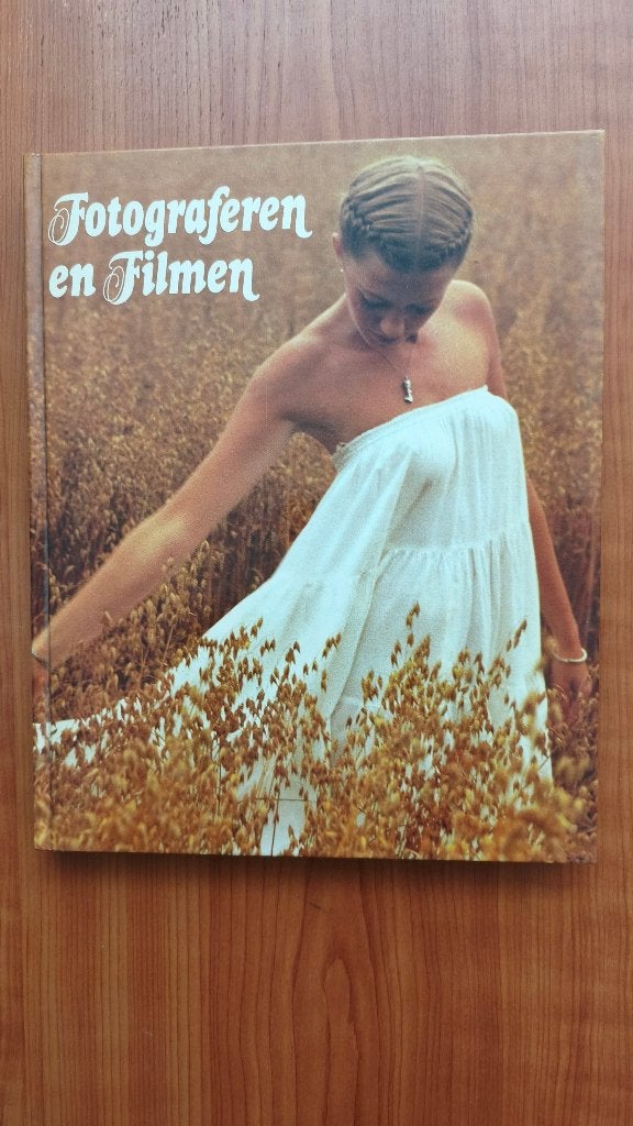 Fotograferen en Filmen - Uitgebreid Handboek TELEAC, Fotografie algemeen, Teleac, Ophalen of Verzenden, Zo goed als nieuw
