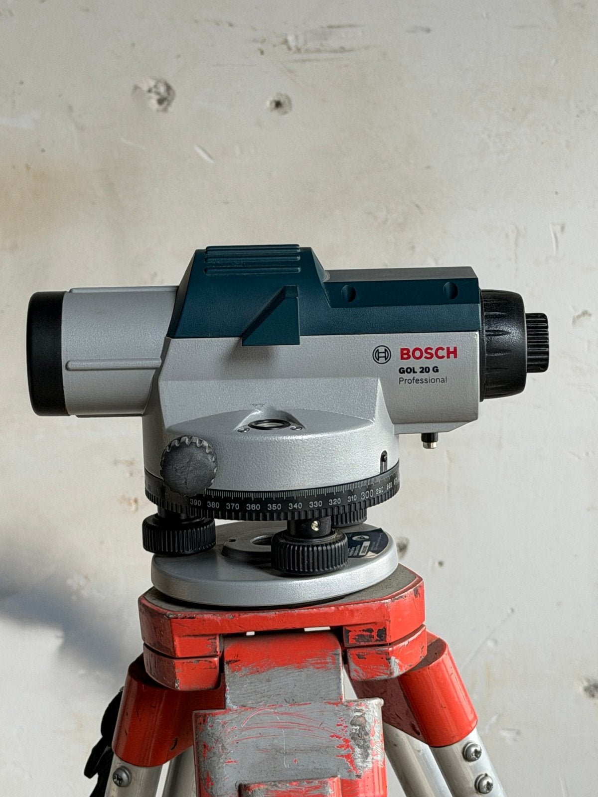 Bosch Professional Waterpas Instrument GOL 20 G - Z.G.A.N., Ophalen of Verzenden, Zo goed als nieuw, Overige meters