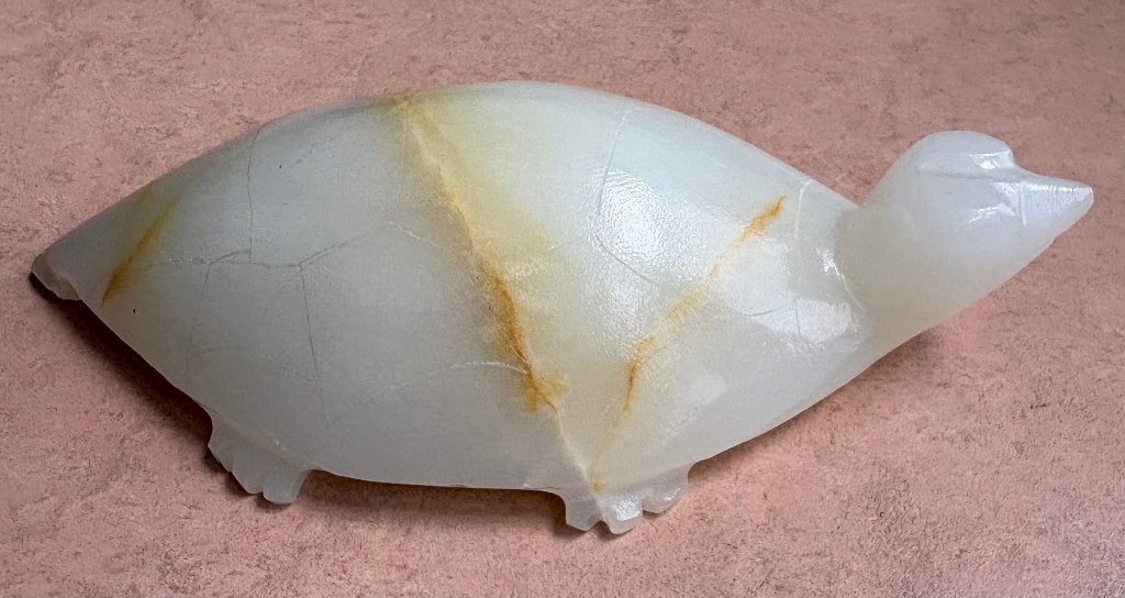 Fraai beeldje van een schildpad, onyx?, Antiek en Kunst, Minder dan 20 cm, Ophalen of Verzenden, Handgemaakt, Steen of Keramiek