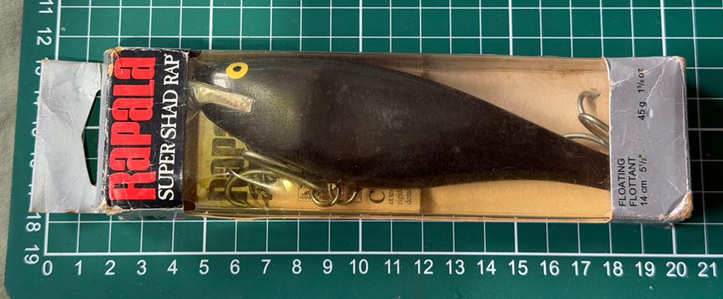Rapala shad rap 14 SSR14BK BLACK ZWART, Watersport en Boten, Ophalen of Verzenden, Zo goed als nieuw, Overige typen