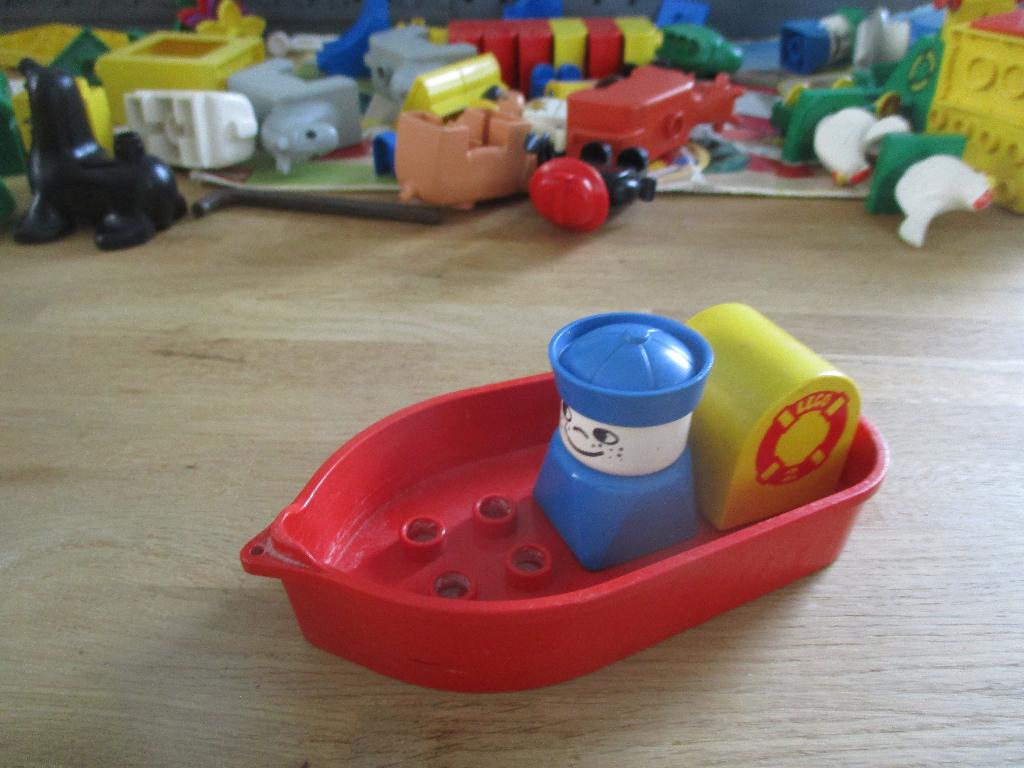 DUPLO VINTAGE BOOTJE 2, Kinderen en Baby's, Speelgoed | Duplo en Lego, Gebruikt, Overige thema's, Ophalen of Verzenden, Duplo
