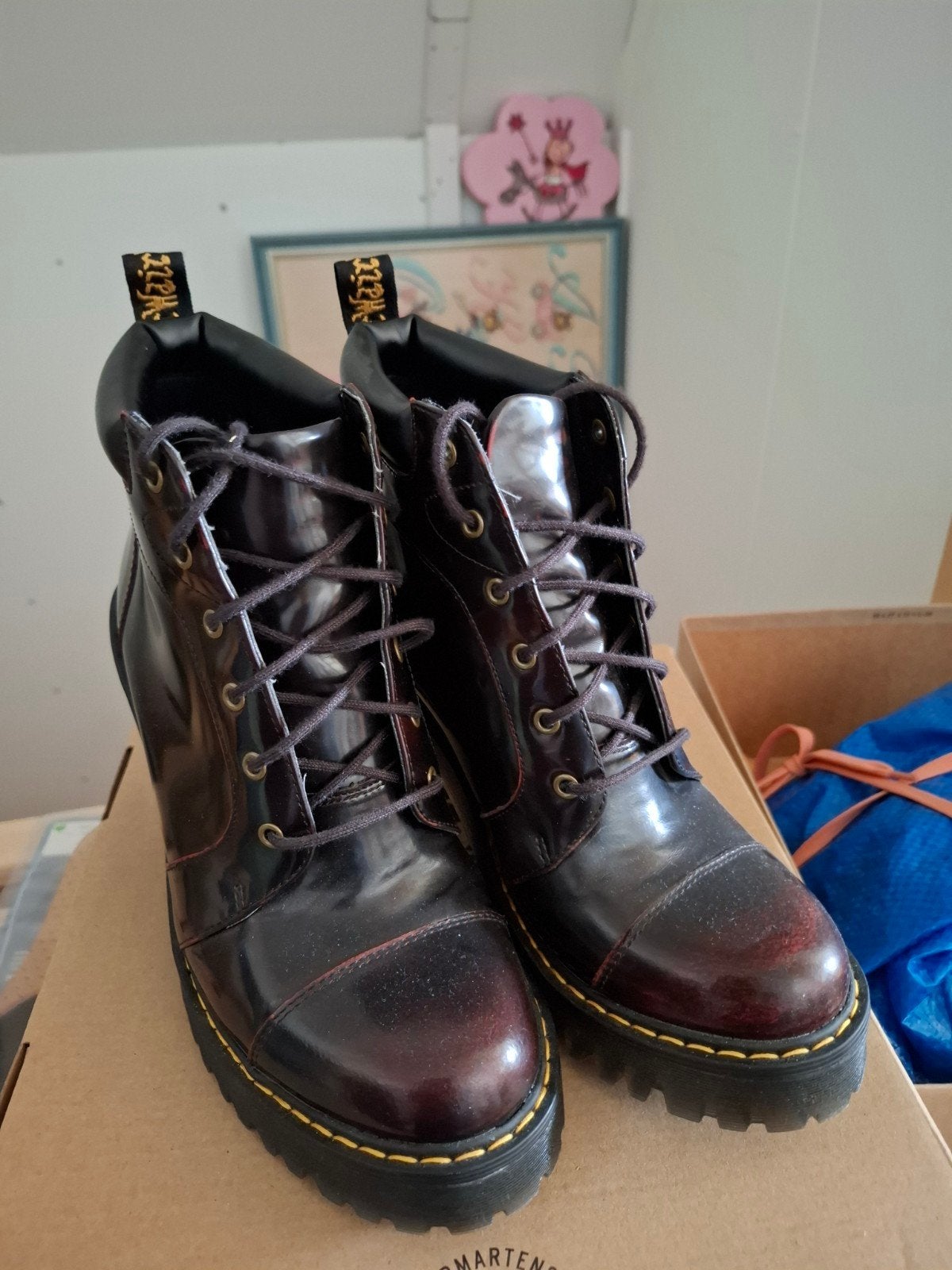 Dr. Martens maat 38 met hak donker rood, Ophalen, Overige kleuren, Lage of Enkellaarzen, Dr. Martens