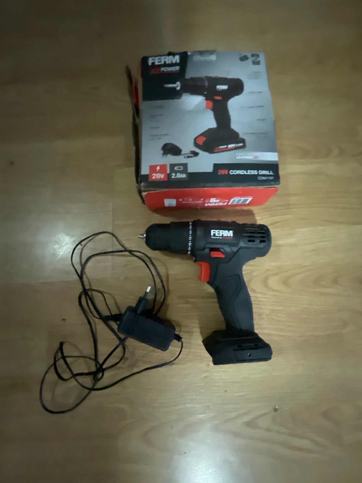 Ferm Accuboormachine 20V 2.0Ah - Zo goed als nieuw, Doe-het-zelf en Verbouw, Gereedschap | Boormachines, Ophalen, Variabele snelheid