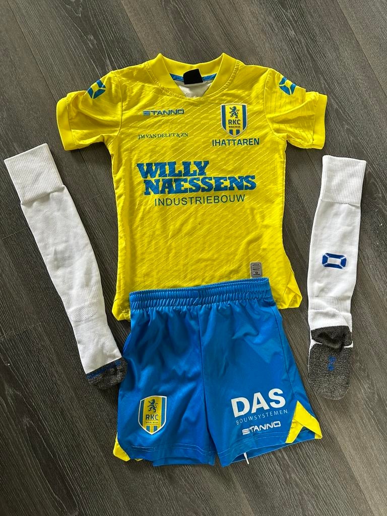 RKC Waalwijk tenue kids 98/104 Mo Ihattaren, Ophalen of Verzenden, Zo goed als nieuw, Jongen of Meisje, Setje