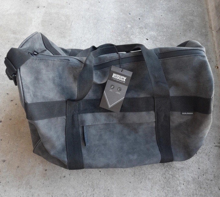 Norlander Nubuck lederen grijze sport tas., 40 tot 60 cm, 20 tot 30 cm, Ophalen of Verzenden, Grijs