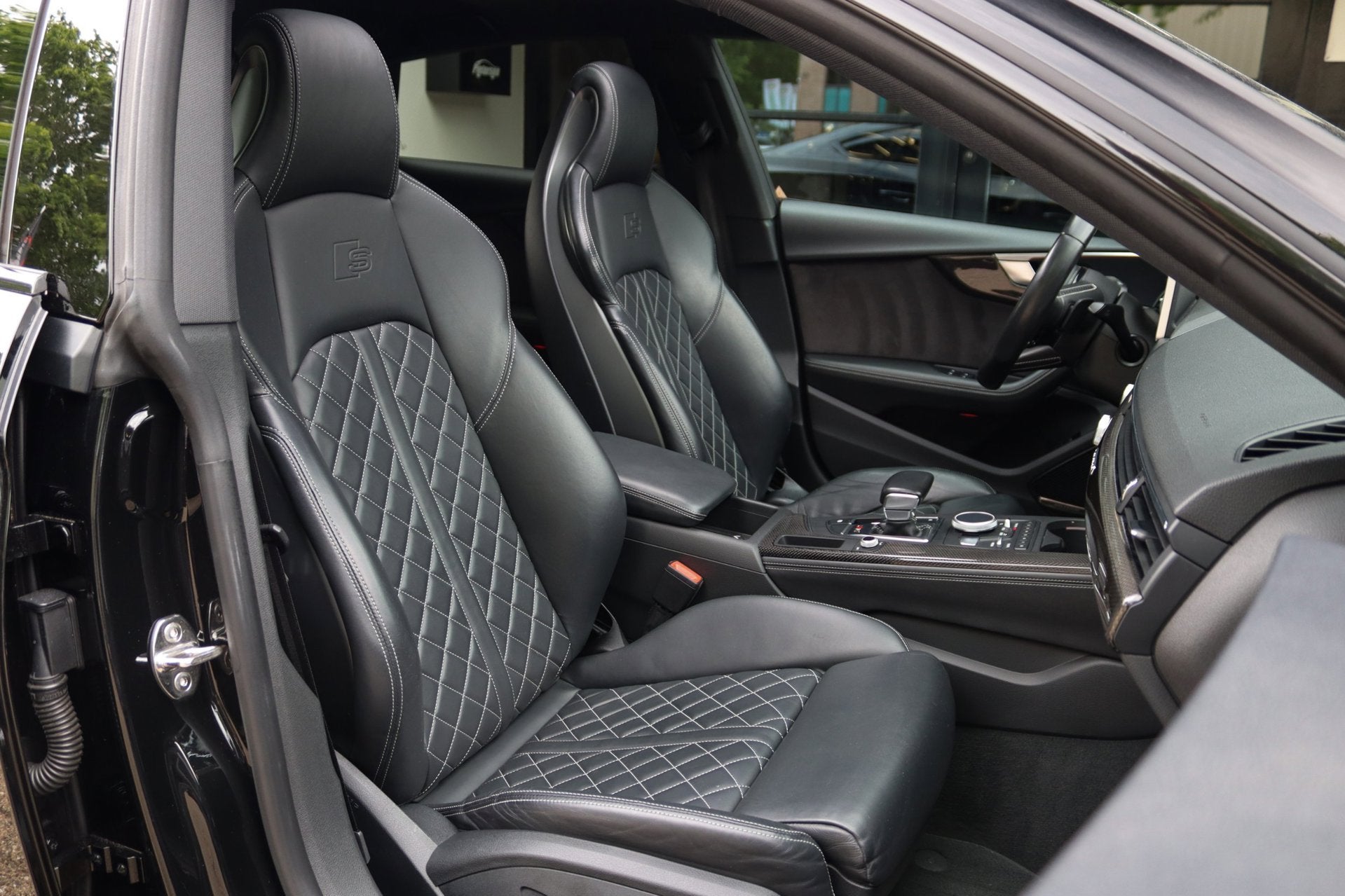 Audi S5 Sportback 3.0 TFSI Quattro RS PANO CARBON B&O ACC, Auto's, Gebruikt, Euro 6, 2995 cc, Zwart