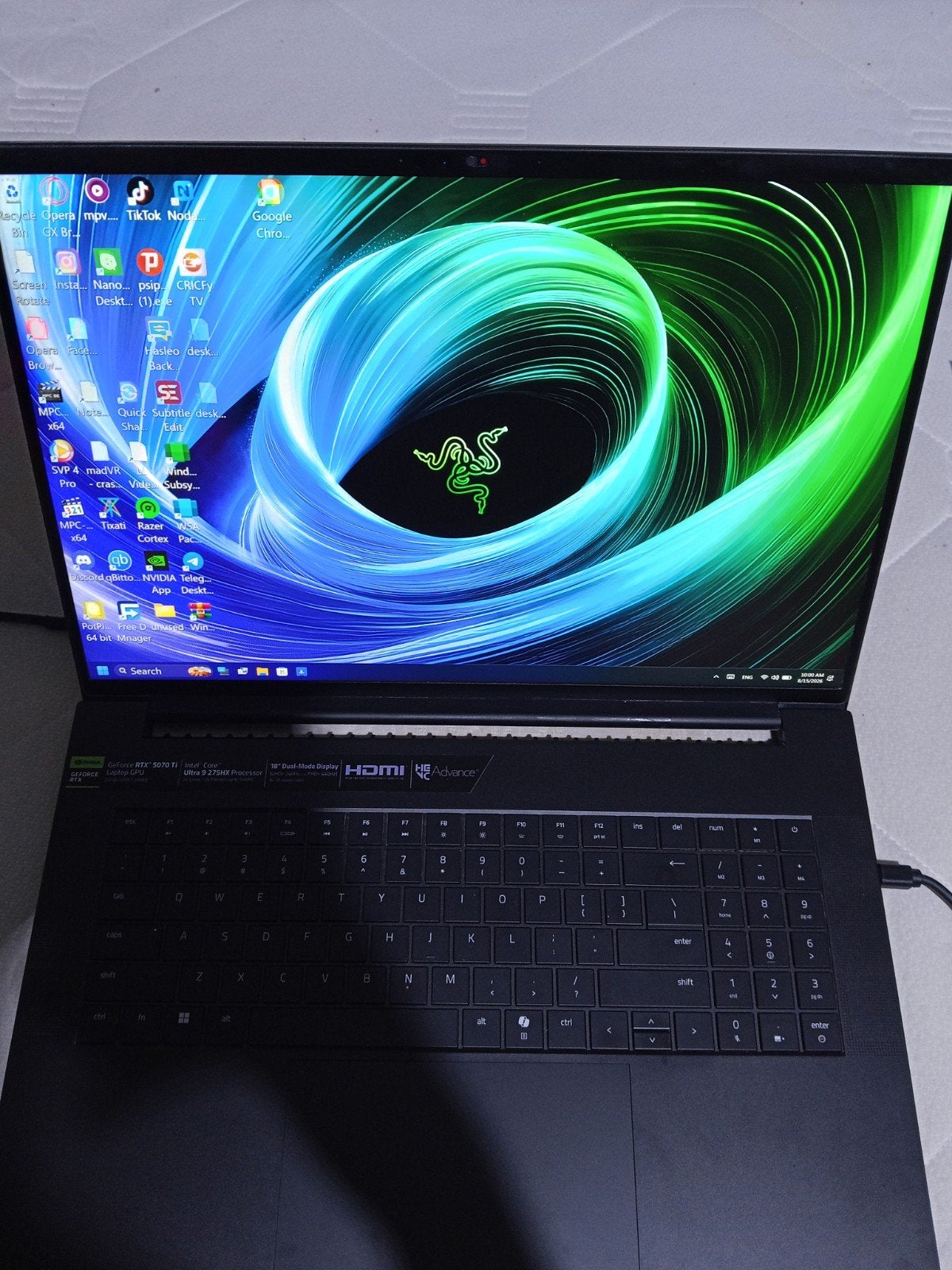 Razer Blade 18 2025 Dual 4k UHD+ 240 Hz | FHD+ 440 Hz, Computers en Software, Windows Laptops, Ophalen of Verzenden, Zo goed als nieuw