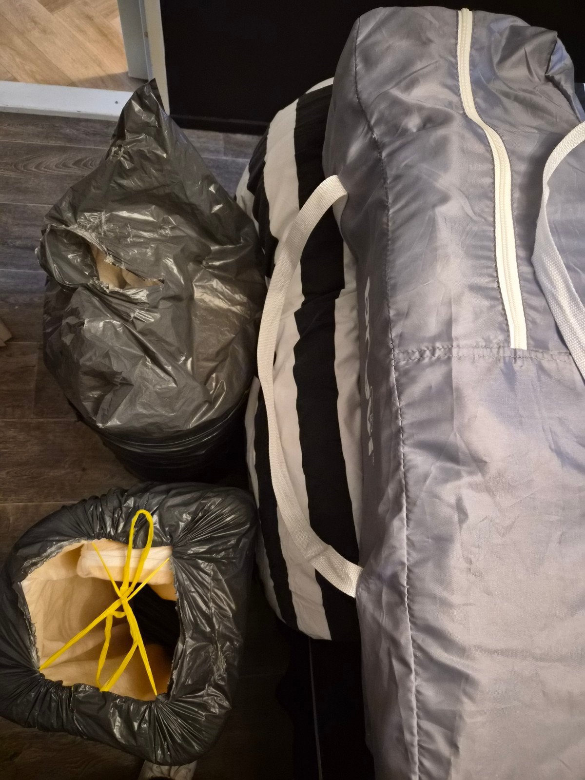 Campingbedje met extra matrasjes en ledikant matras, Ophalen, Gebruikt, Reisbedje