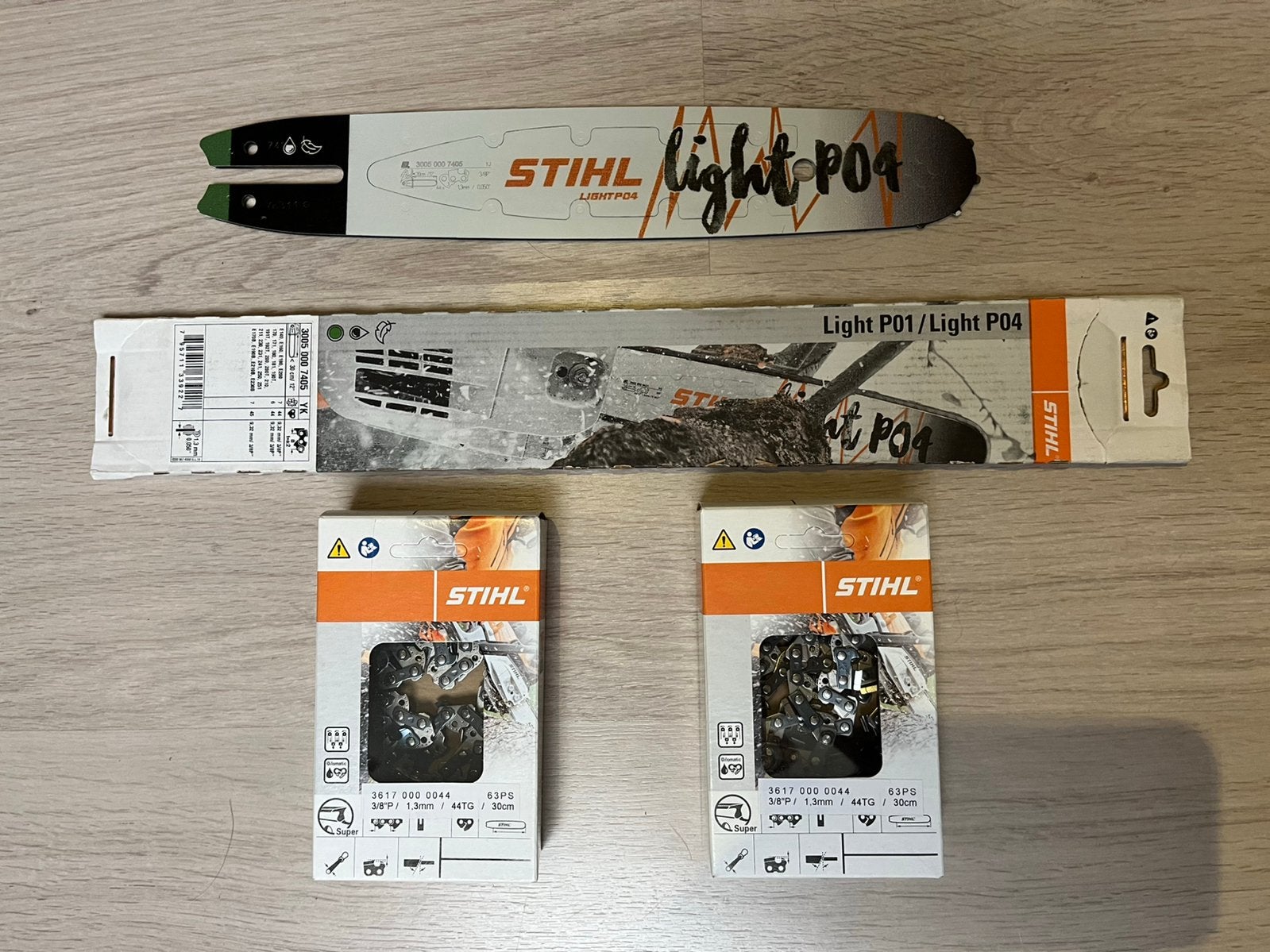 Stihl zaagblad light P04 + 2 kettingen nieuw., 70 mm of meer, Kettingzaag, Nieuw, Ophalen of Verzenden