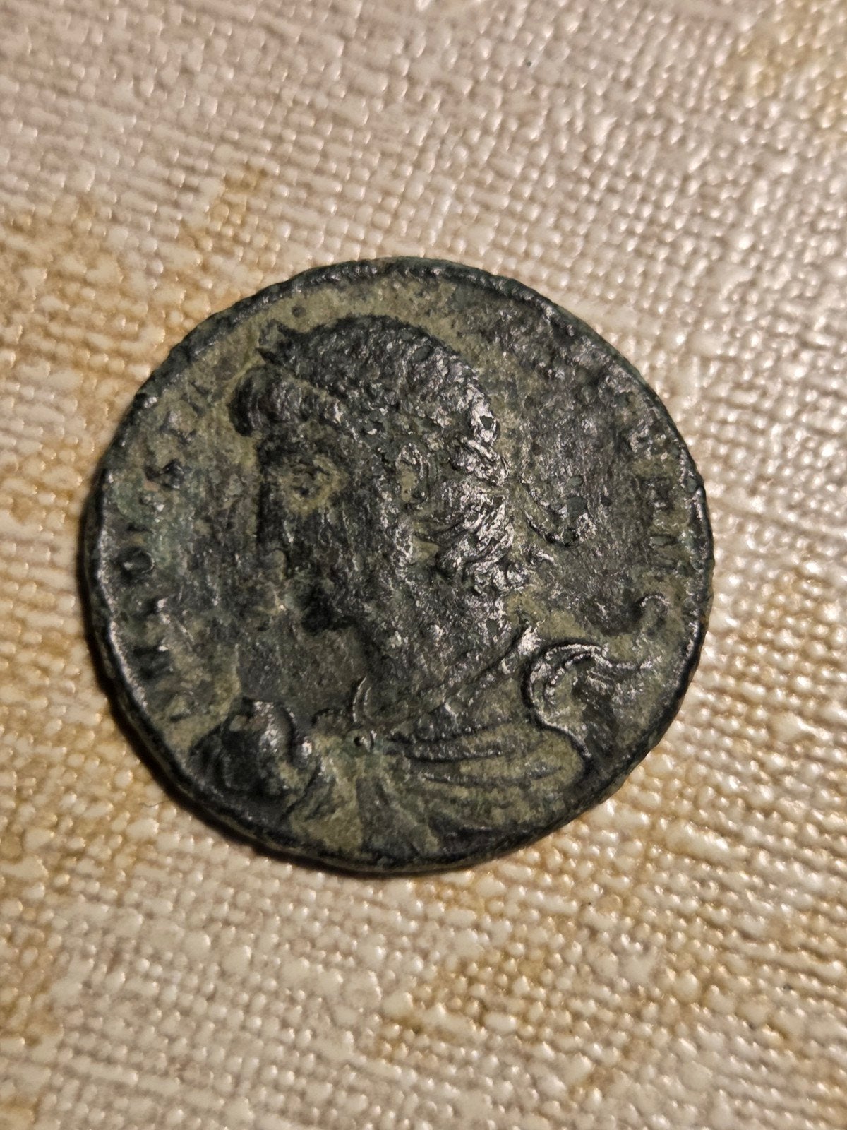 Oude Romeinse Munt - Bronzen Follis van Constantijn I, Ophalen of Verzenden