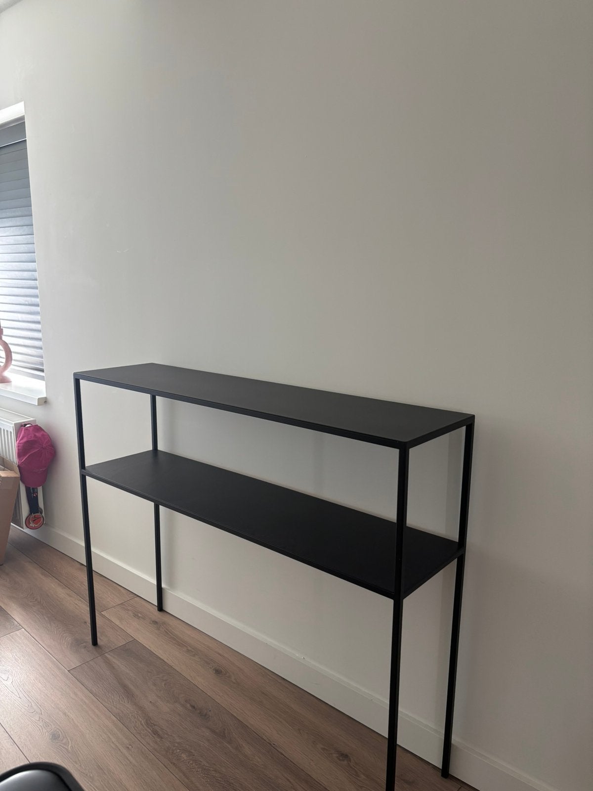 Stalen sidetable, Ophalen, 100 tot 150 cm, Zo goed als nieuw, Metaal