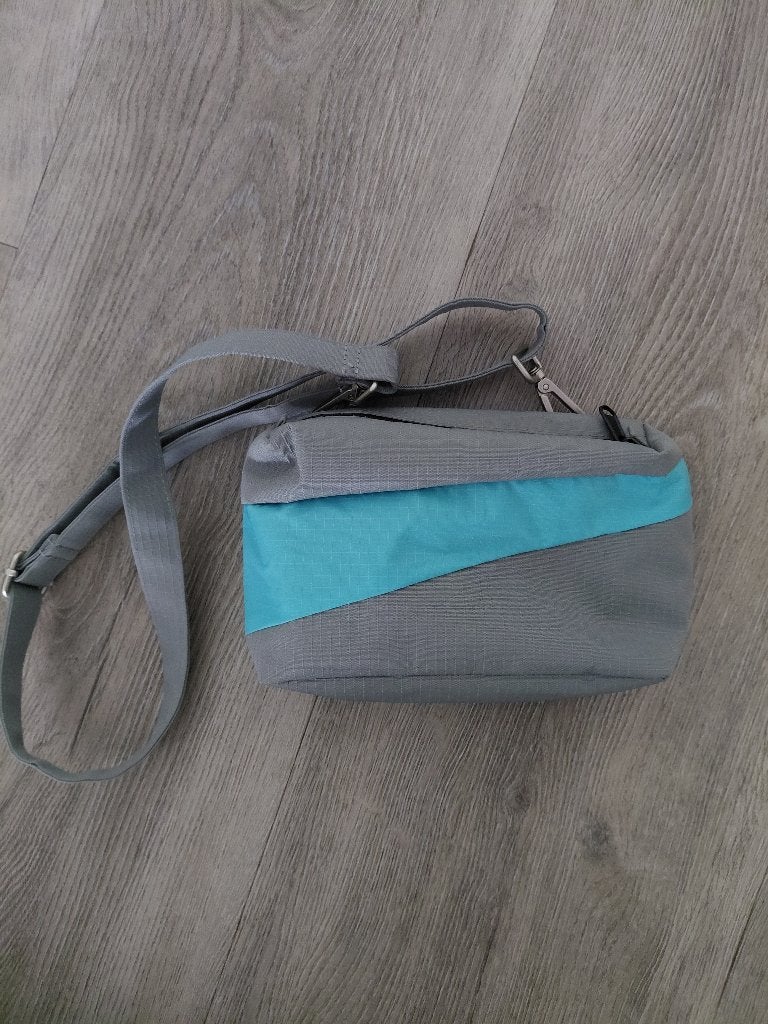 Susan bijl bumbag maat s, Sieraden, Tassen en Uiterlijk, Verzenden, Nieuw, Grijs