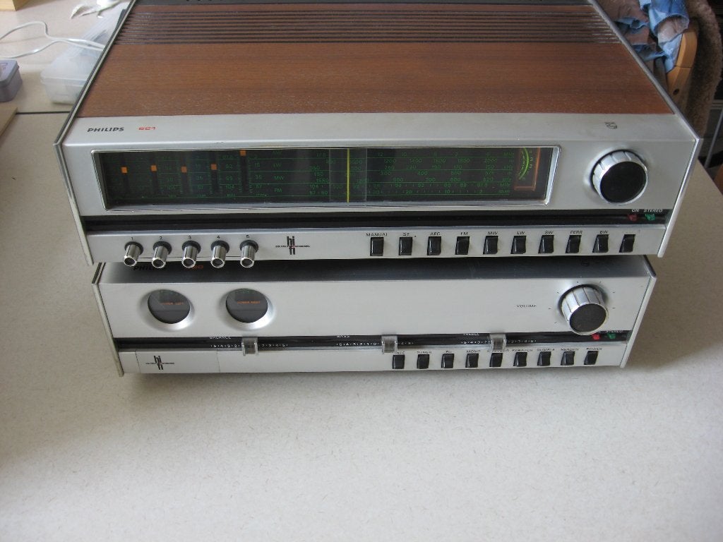 Vintage Philips vissenoog serie versterker 520 en tuner 621, Overige merken, Gebruikt, Ophalen of Verzenden, Minder dan 60 watt