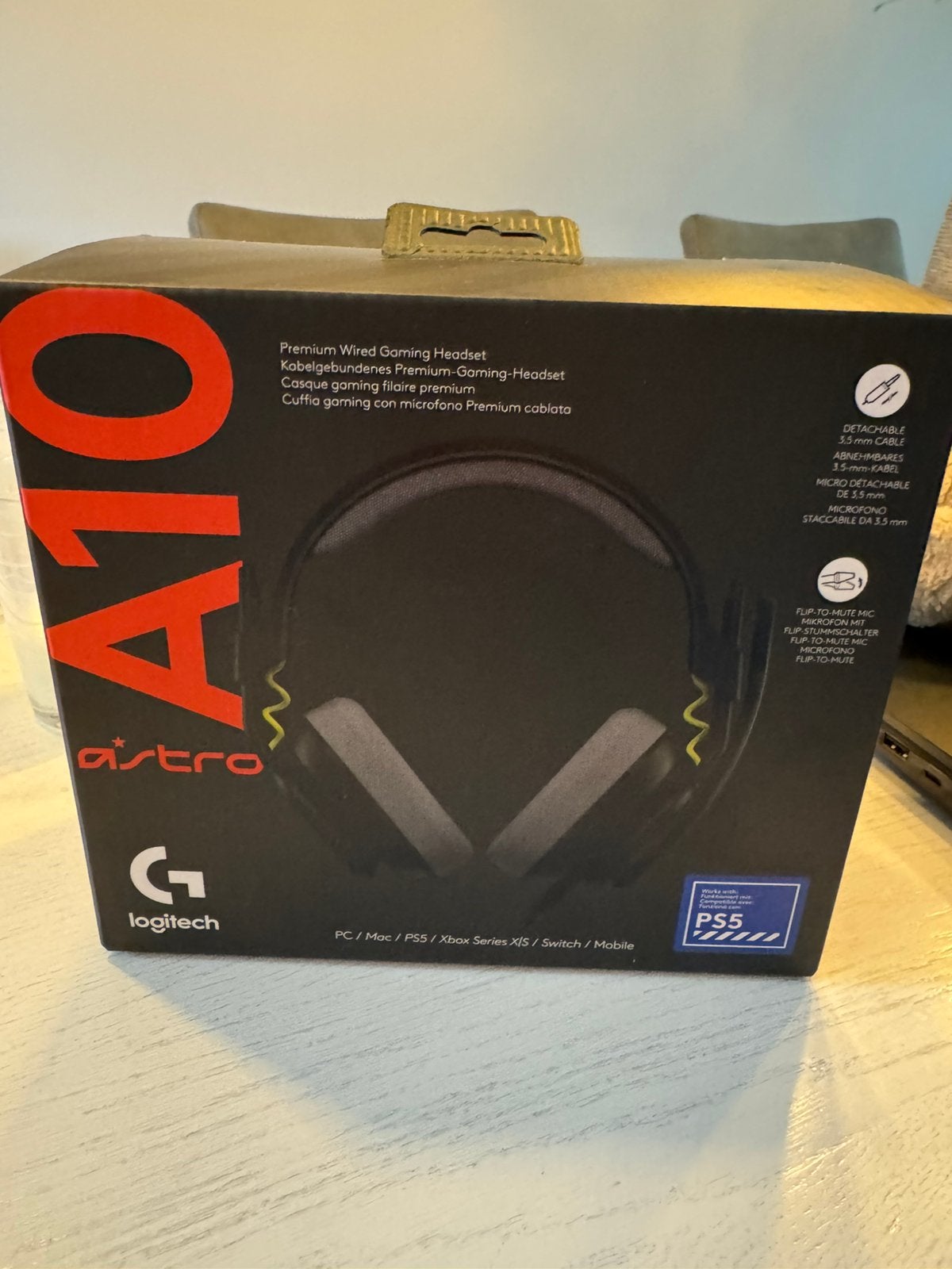 Logitech Astro a10 nieuw in doos, Ophalen of Verzenden, Nieuw, Bedraad