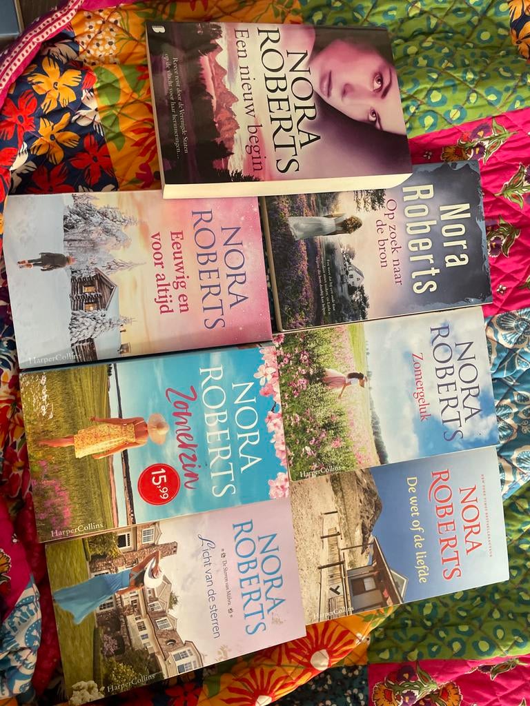 Nora Roberts Boekenpakket - 6 Romans, Boeken, Romans, Ophalen of Verzenden, Gelezen, Nederland