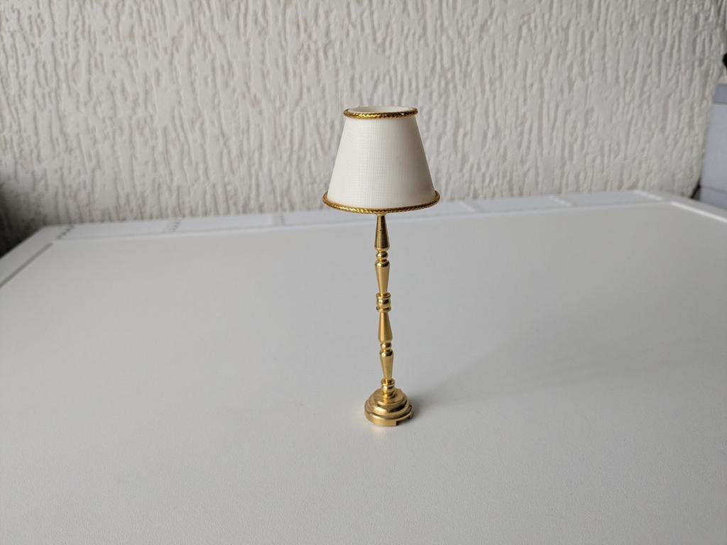 Lundby staande schemerlamp / lamp zonder snoertje.🏠, Ophalen of Verzenden, Minder dan 50 cm
