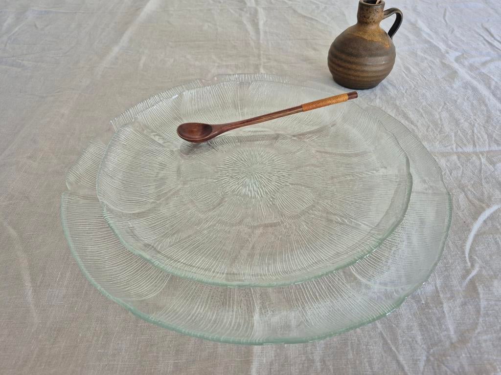 Vintage Arcoroc Fleur taartborden set van 2 maten, Ophalen of Verzenden