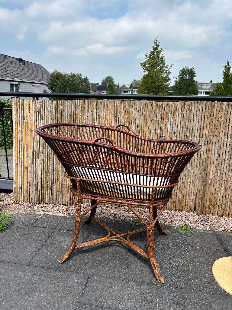 Rotan wieg, Ophalen, Gebruikt, Wieg