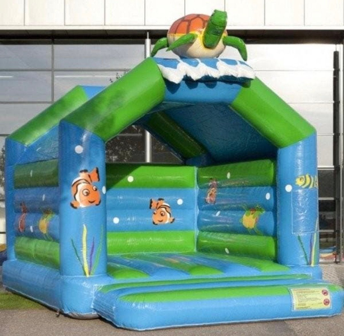 Springkasteel met Zeethema en Schildpad te huur, Ophalen of Verzenden, Gebruikt