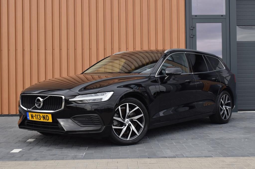 Volvo V60 2.0 T6 Recharge AWD | Trekhaak | 360 camera | HUD, Automaat, Stof, Gebruikt, 4 cilinders