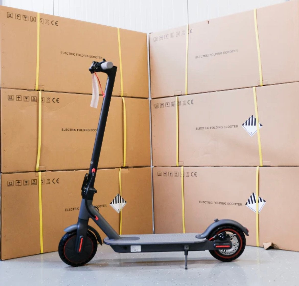Elektrische Steppen nieuw in doos, Ophalen of Verzenden, Nieuw, Elektrische step (E-scooter)