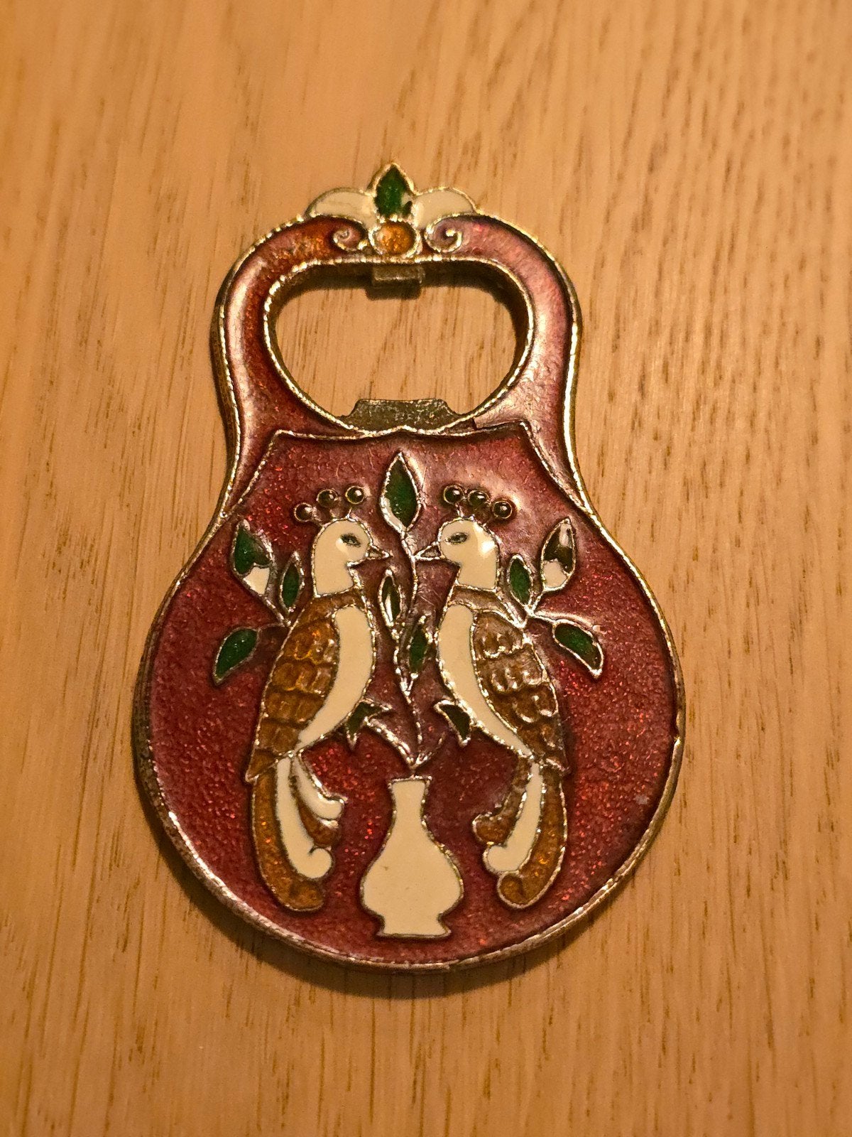 Vintage cloisonné emaille flesopener glas over metaal €19, Ophalen of Verzenden