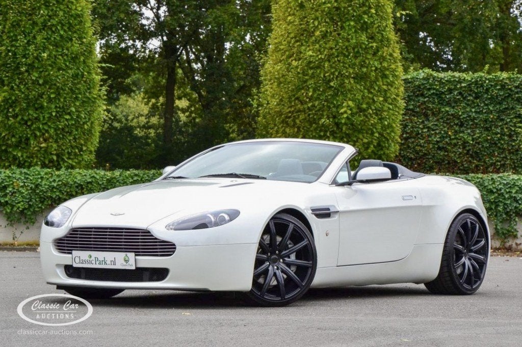 Aston martin VANTAGE V8 Vantage Roadster  - ONLINE AUCTION, Gebruikt, Cabriolet, Bedrijf, Handgeschakeld