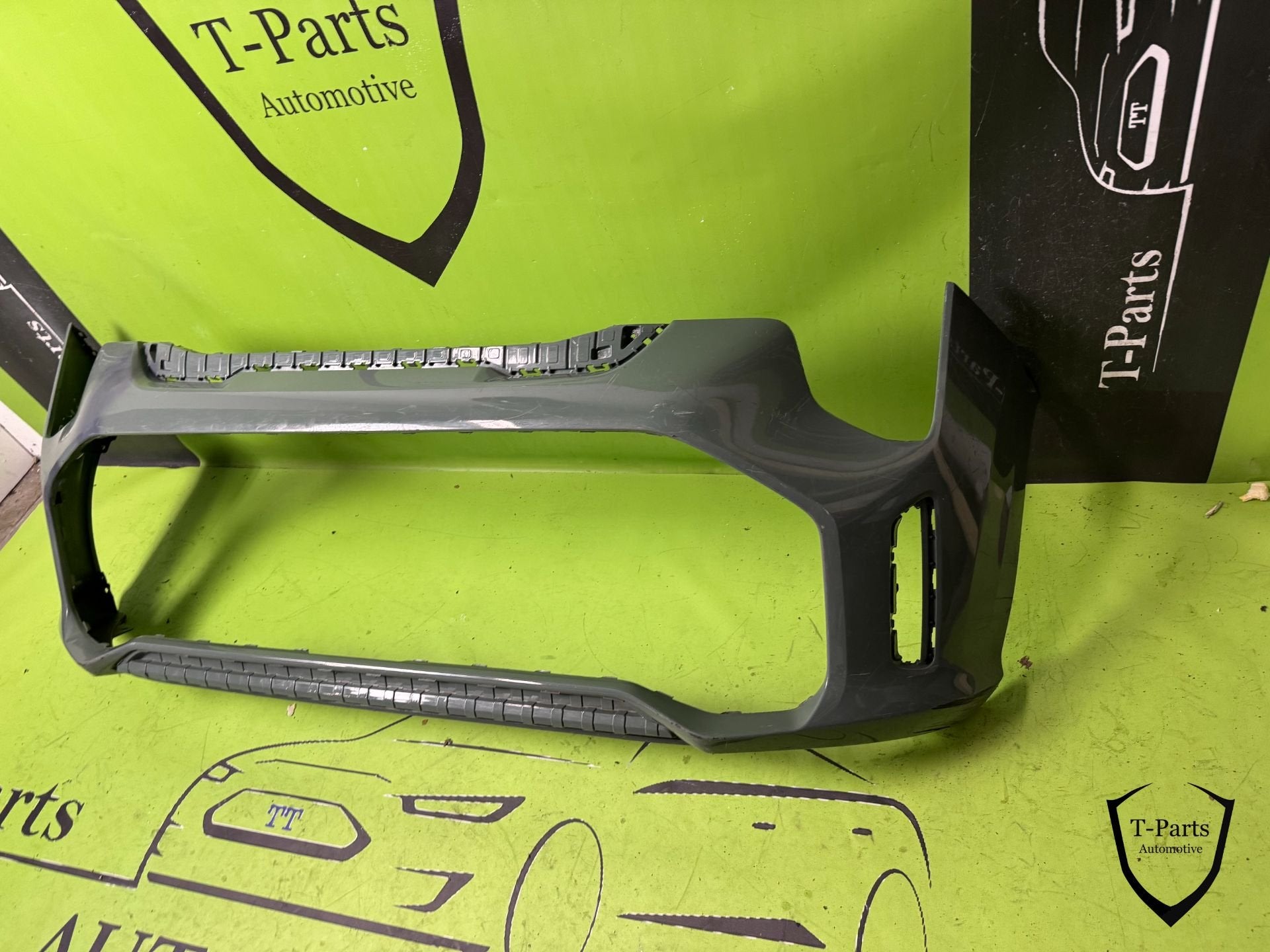 kia picanto GT voorbumper bumper 24+, Heolleung-ro 12
06797  Seoul, Ophalen of Verzenden, Bumper, Info@kia.com