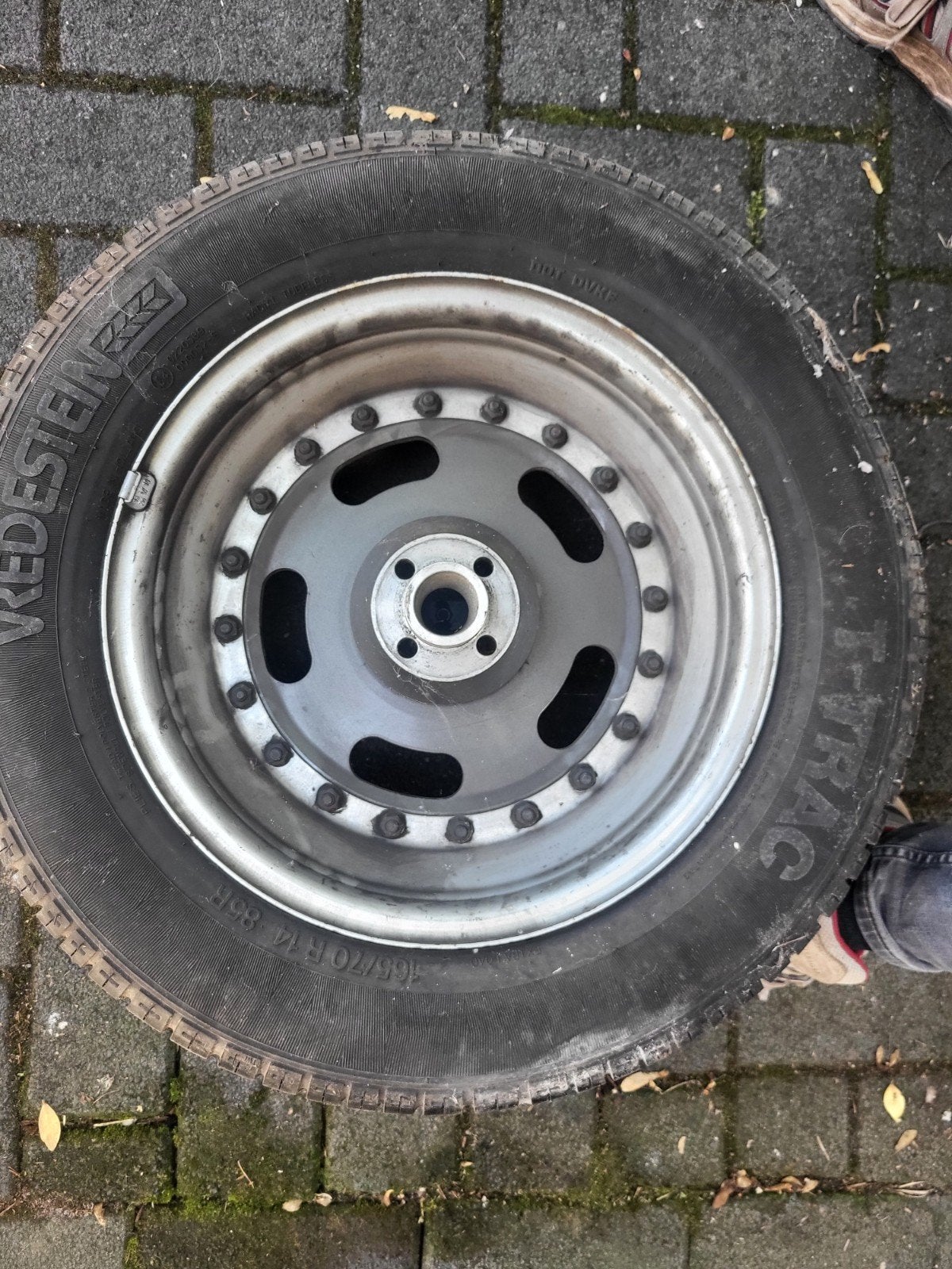 eml tw922 wiel zijspan, Ophalen