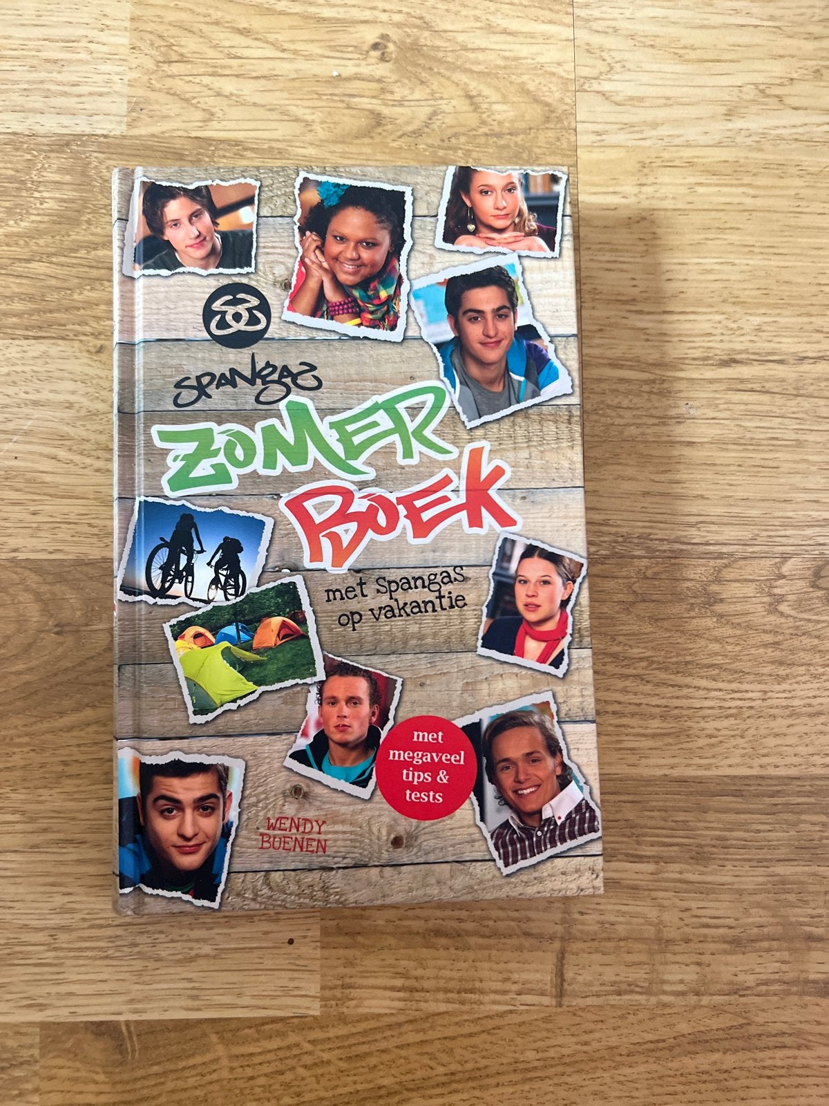 Spangas Zomerboek - Met megaveel tips & tests, Boeken, Ophalen, Zo goed als nieuw, Fictie