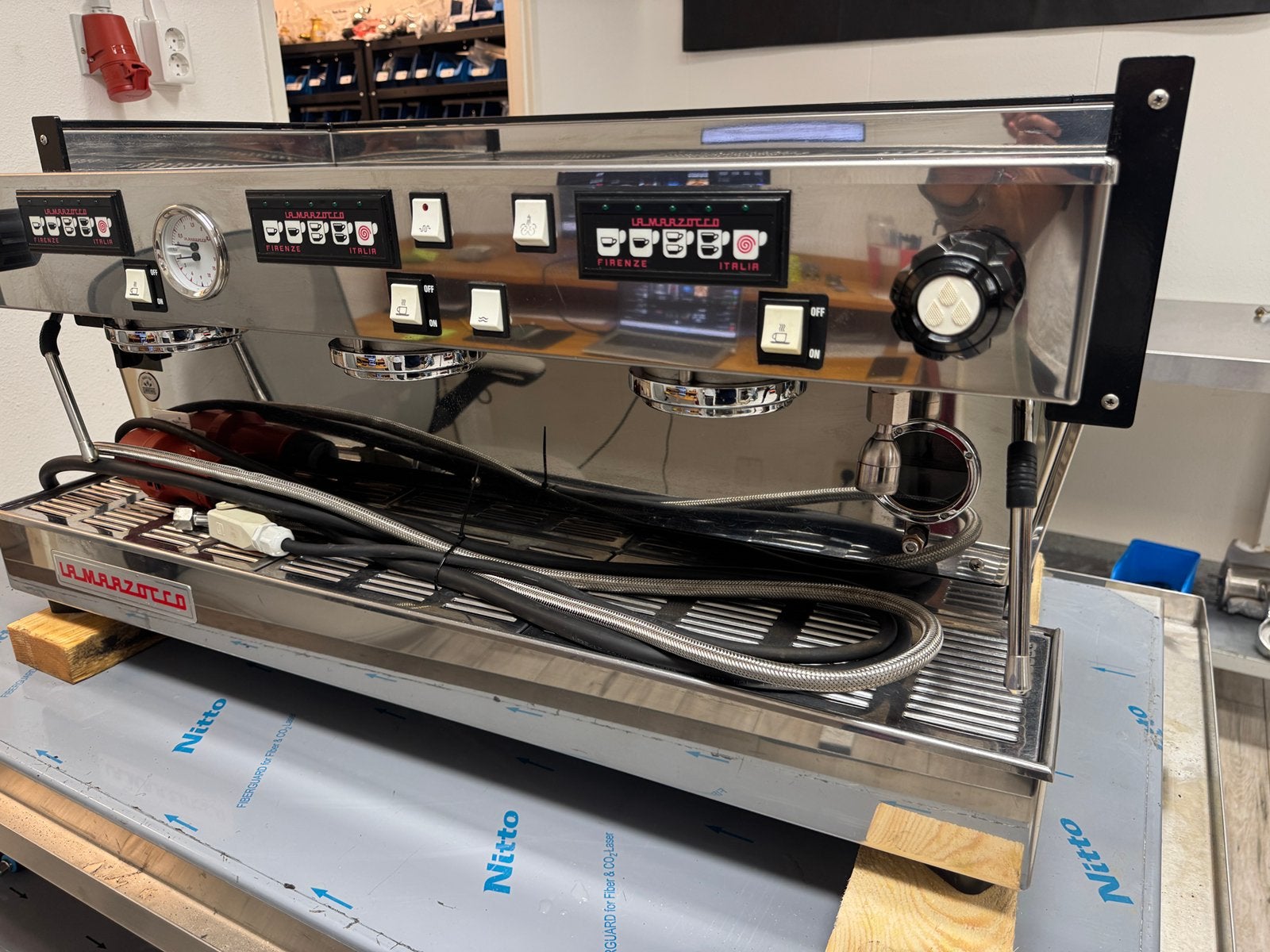 La Marzocco Linea Classic 3 Groep 2021, Ophalen, Espresso apparaat