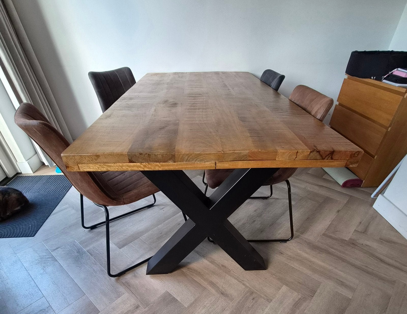 Grote mangohouten eettafel met 4 stoelen, Ophalen, 100 tot 150 cm, 200 cm of meer, Zo goed als nieuw