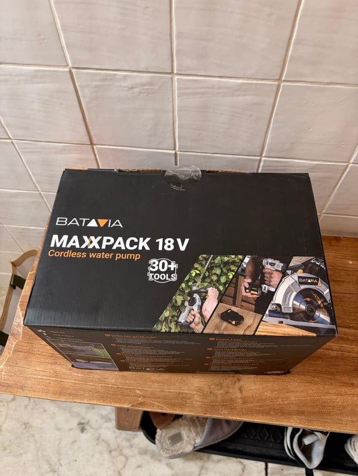 Batavia MAXXPACK 18V Accu Waterpomp - Zo goed als nieuw, Ophalen of Verzenden, Zo goed als nieuw, Accu, Overige typen