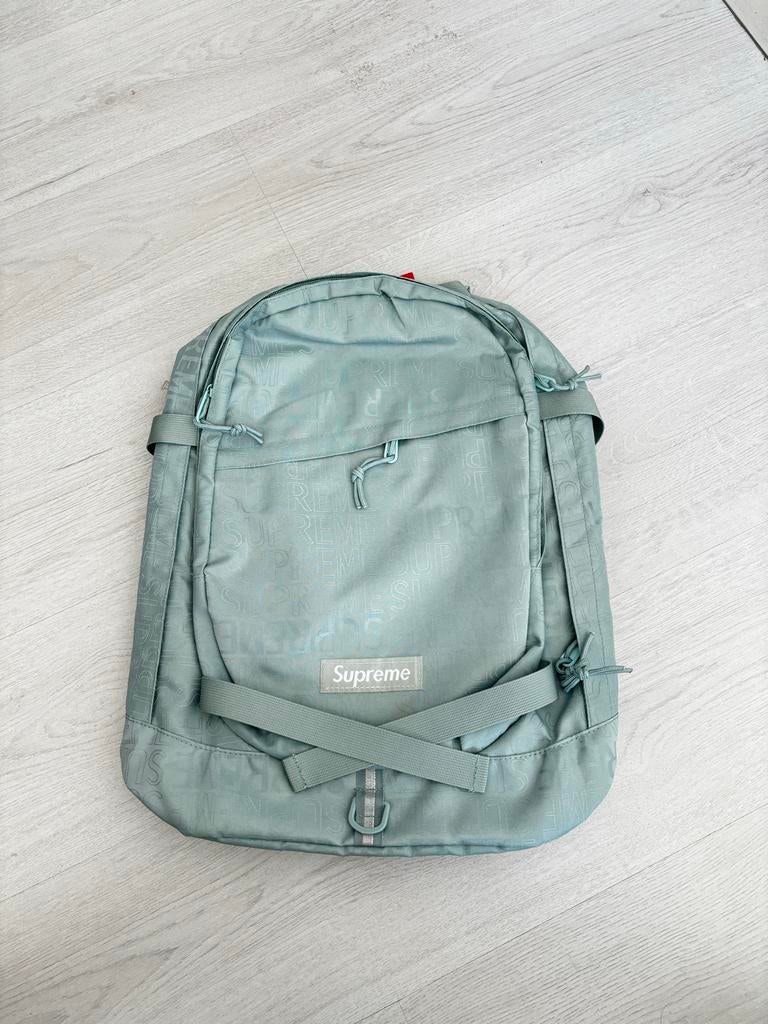Supreme Rugtas Blauw, Sieraden, Tassen en Uiterlijk, Tassen | Rugtassen, Gebruikt, 25 tot 40 cm, Ophalen of Verzenden, Overige merken