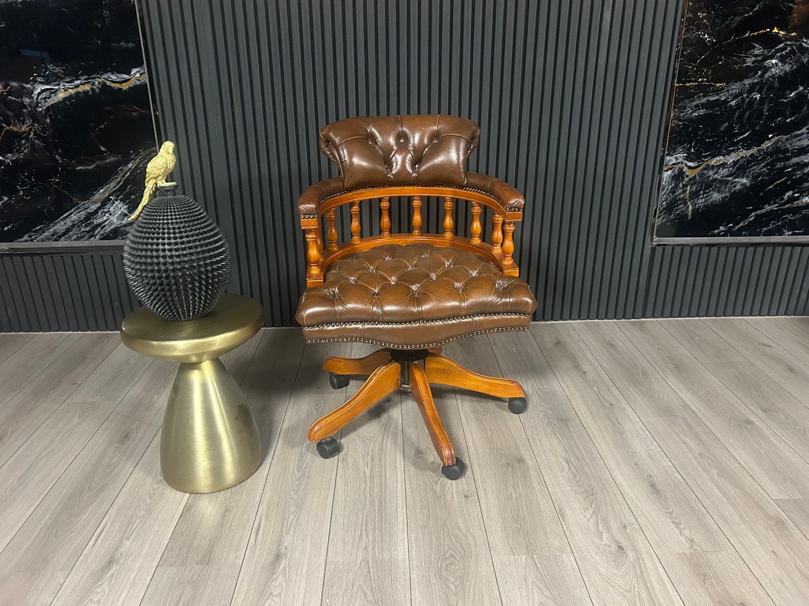 Exclusieve Chesterfield Lederen Captian’s Chair !!, Ophalen of Verzenden, Zo goed als nieuw, Bruin
