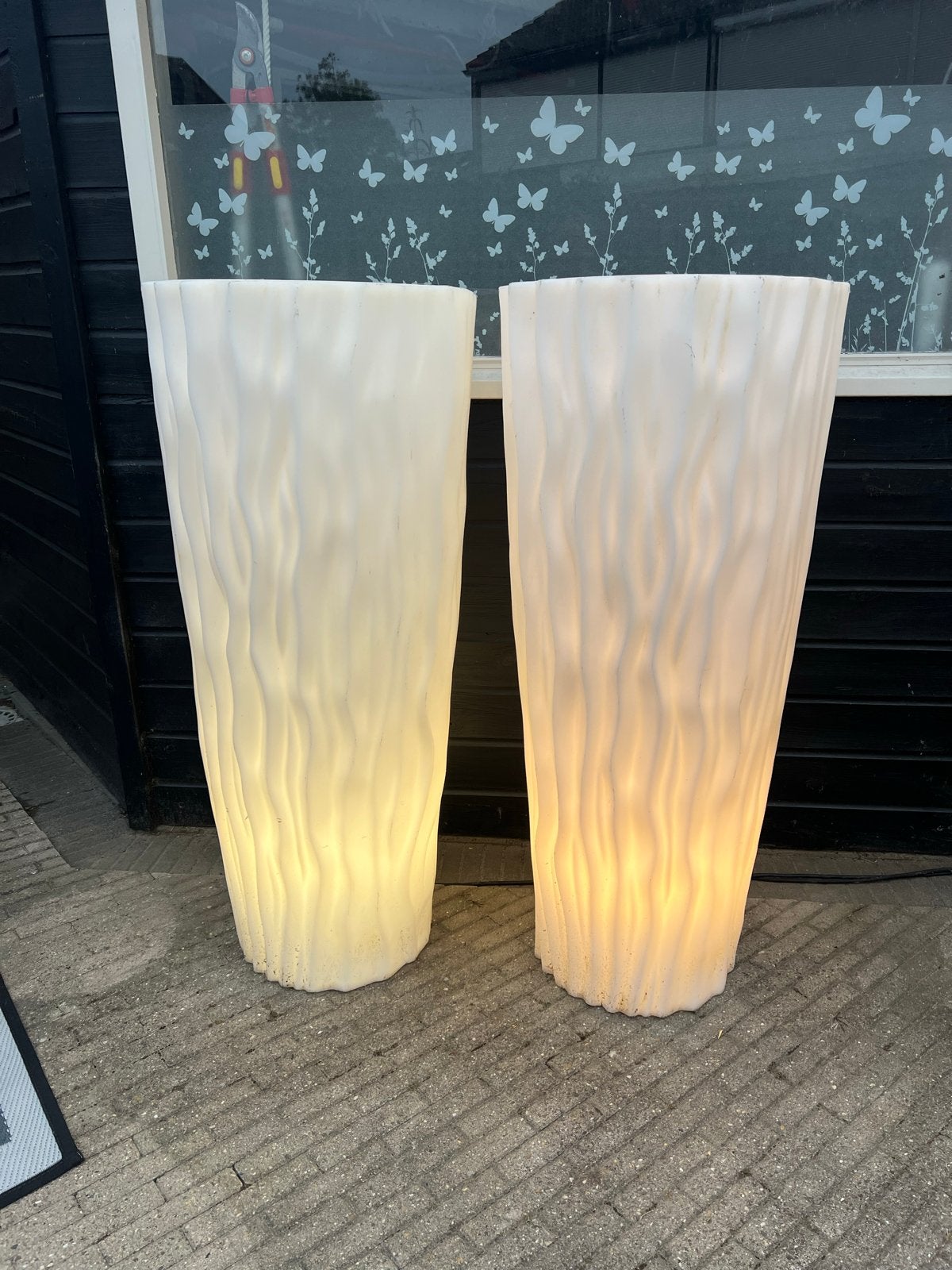 Set van 2 Verlichte Bloempotten - Wit, 126cm hoog, Ophalen, Kunststof, Minder dan 60 cm, Zo goed als nieuw