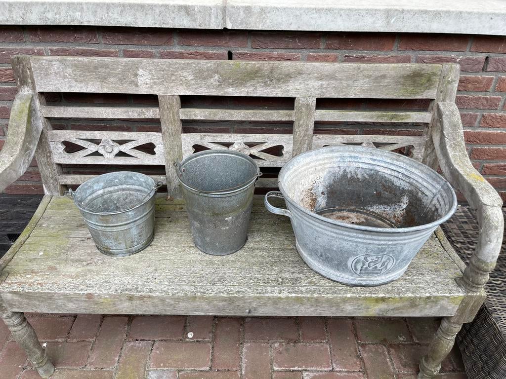 Zinc emmers (teil is verkocht), Ophalen of Verzenden, Zo goed als nieuw, Rond, Minder dan 30 cm